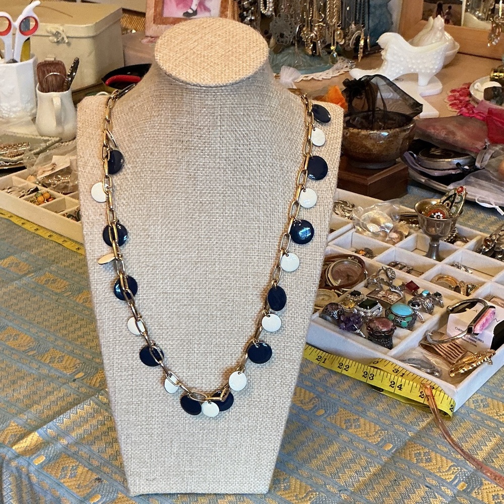 kate spade gold-tone necklace with navy blue and cream enamel discs - Picture 3 of 5